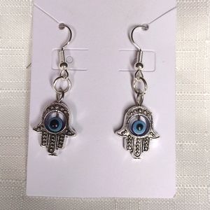 ✨️HOST PICK ✨️Hamsa Evil Eye Dangle Earrings